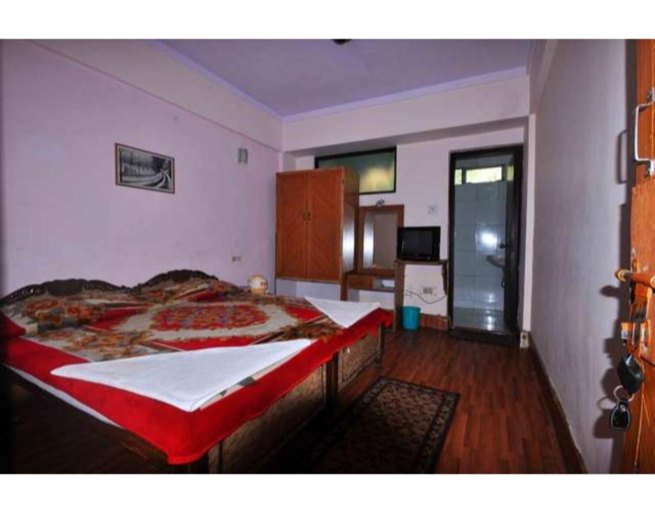 Anamika Hotel Naini Tāl Exterior foto